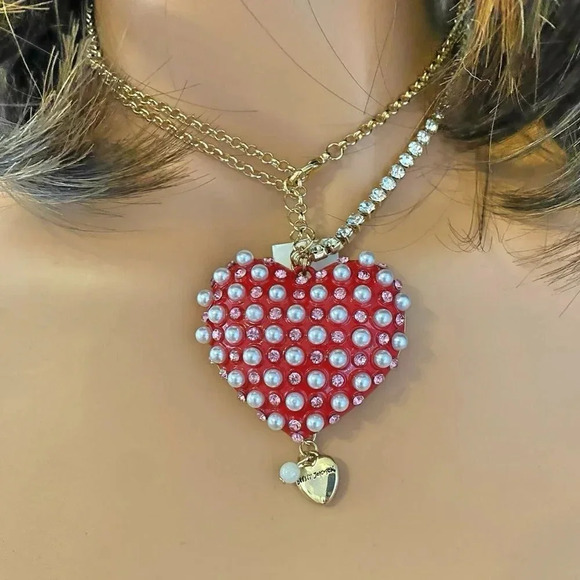 Betsey Johnson Faux Pearl & Pink Rhinestone Red Heart Necklace - Picture 6 of 9